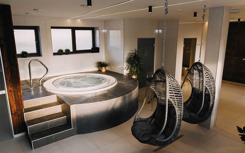 Privátní vířivka ve Wellness Veselí nad Moravou
