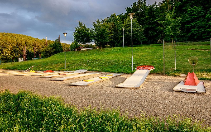 Minigolf Neslovice