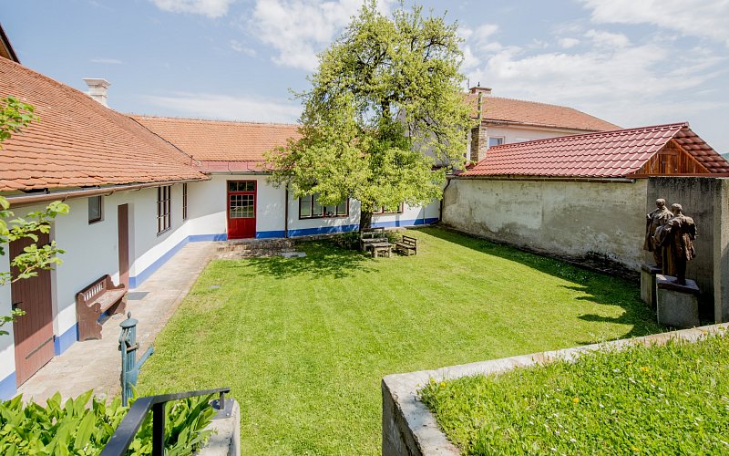 Památník bratří Mrštíků
