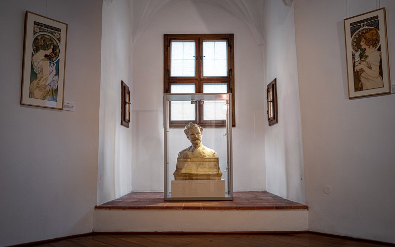 Výstava Alfons Mucha a lidové umění